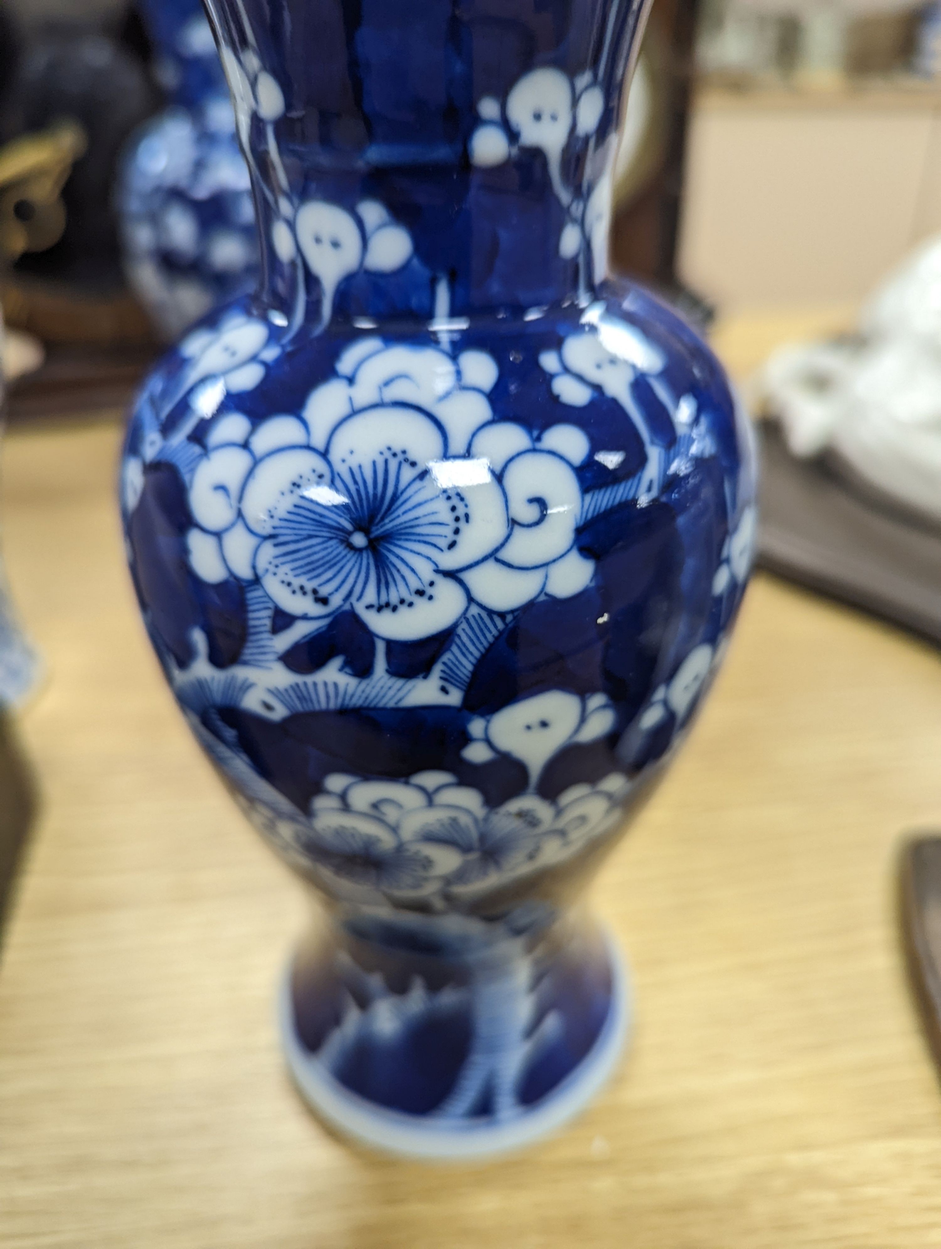 Three Chinese blue and white vases, late 19th/early 20th century, the tallest 19.5 cm